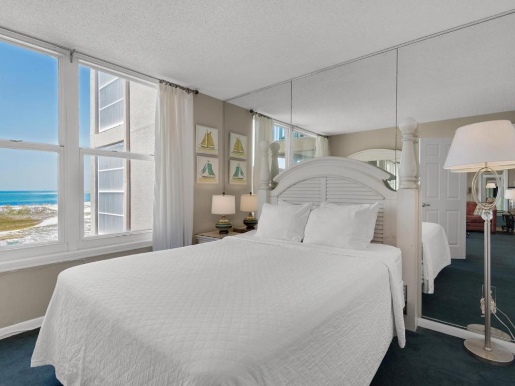 Magnolia House At Destin Pointe II Apartment Room photo