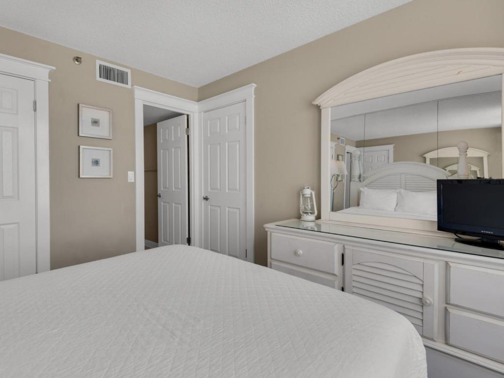 Magnolia House At Destin Pointe II Apartment Room photo
