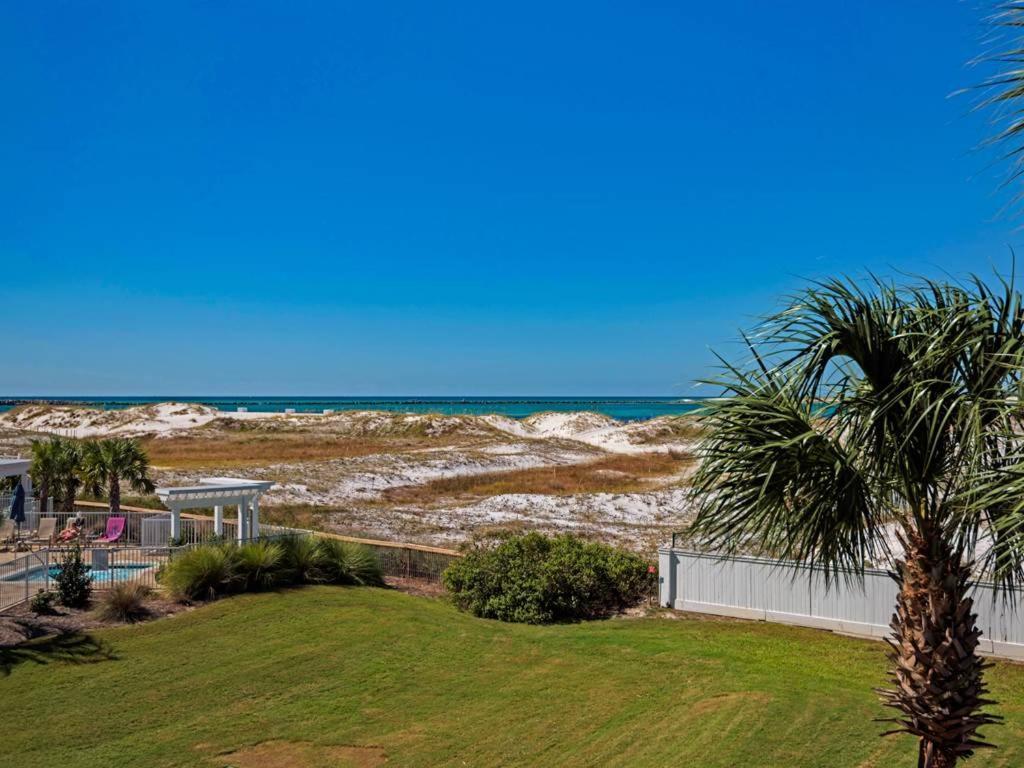 Magnolia House At Destin Pointe II Apartment Room photo