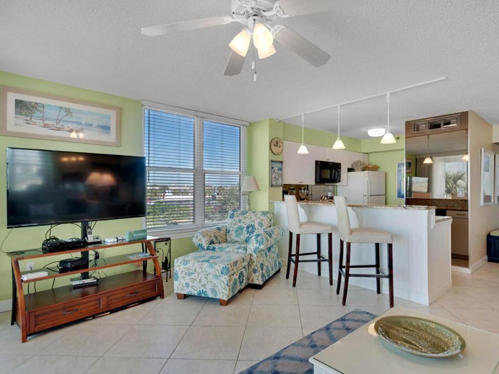 Magnolia House At Destin Pointe II Apartment Room photo