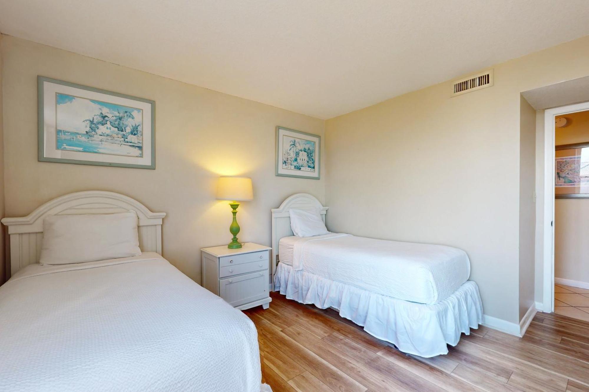 Magnolia House At Destin Pointe II Apartment Room photo